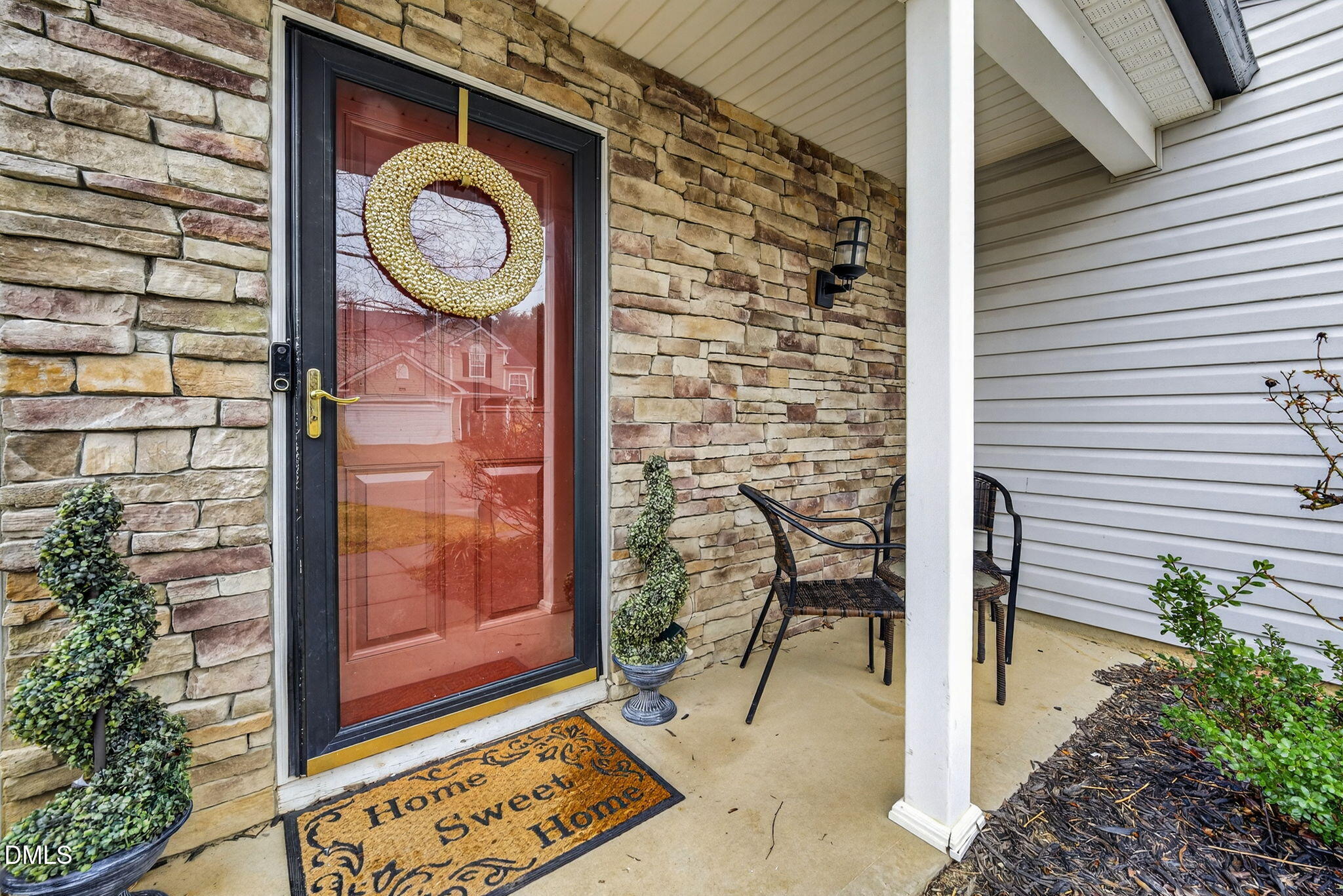 516 Cove Hollow Drive