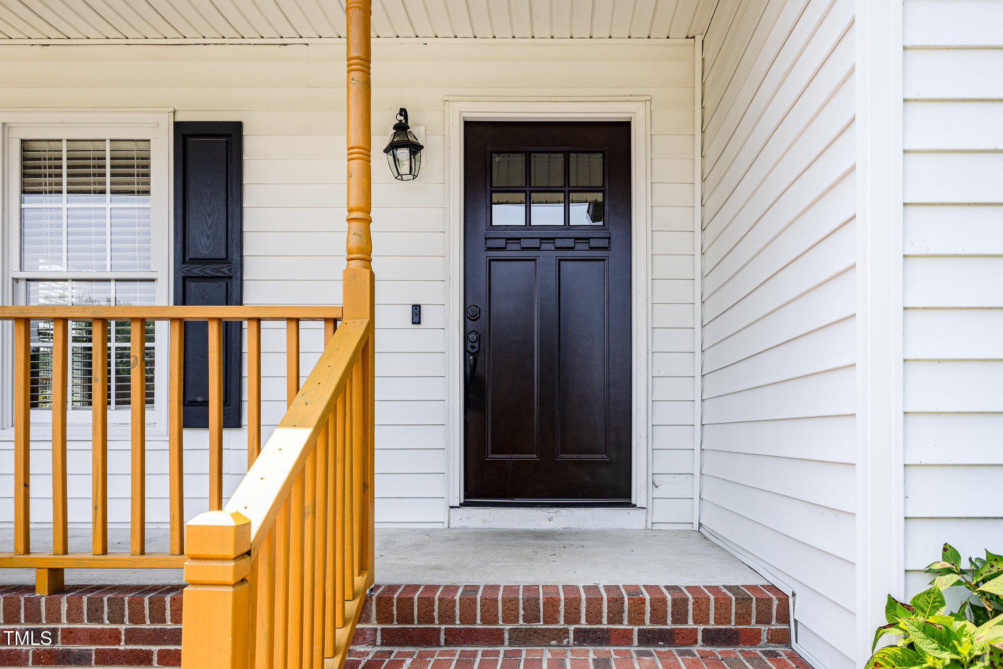 637 Convexa Court