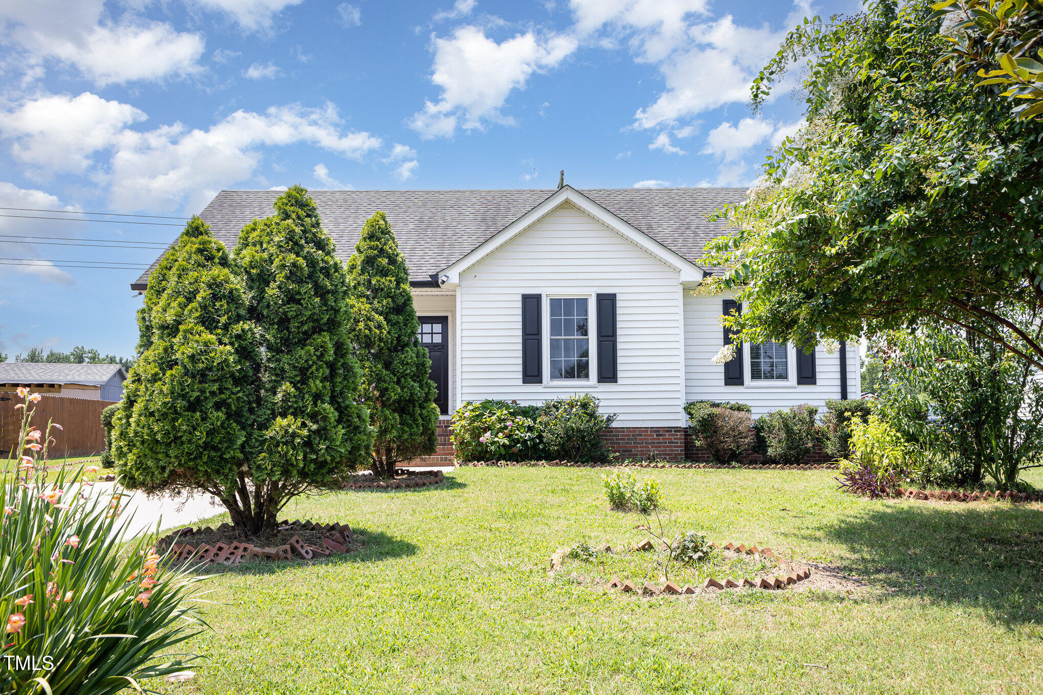 637 Convexa Court