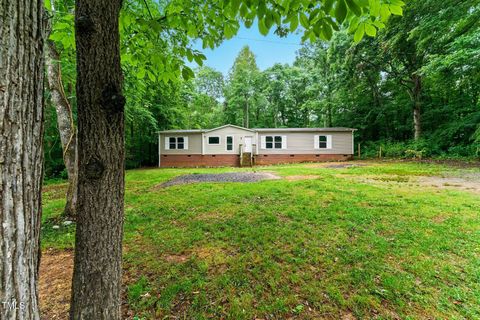 2832 Ladale Lane Mebane NC 27302