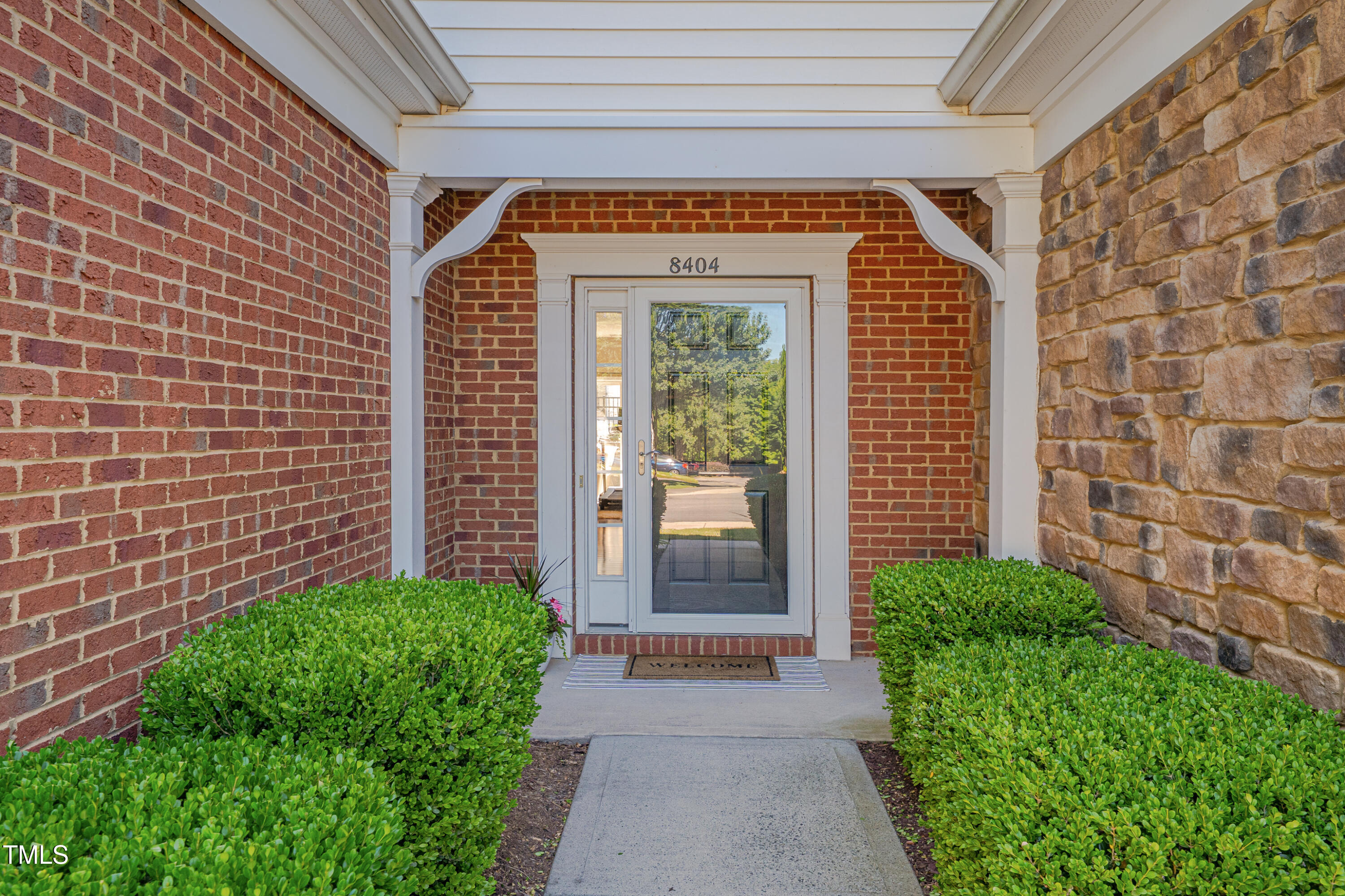 8404 Saltwood Place