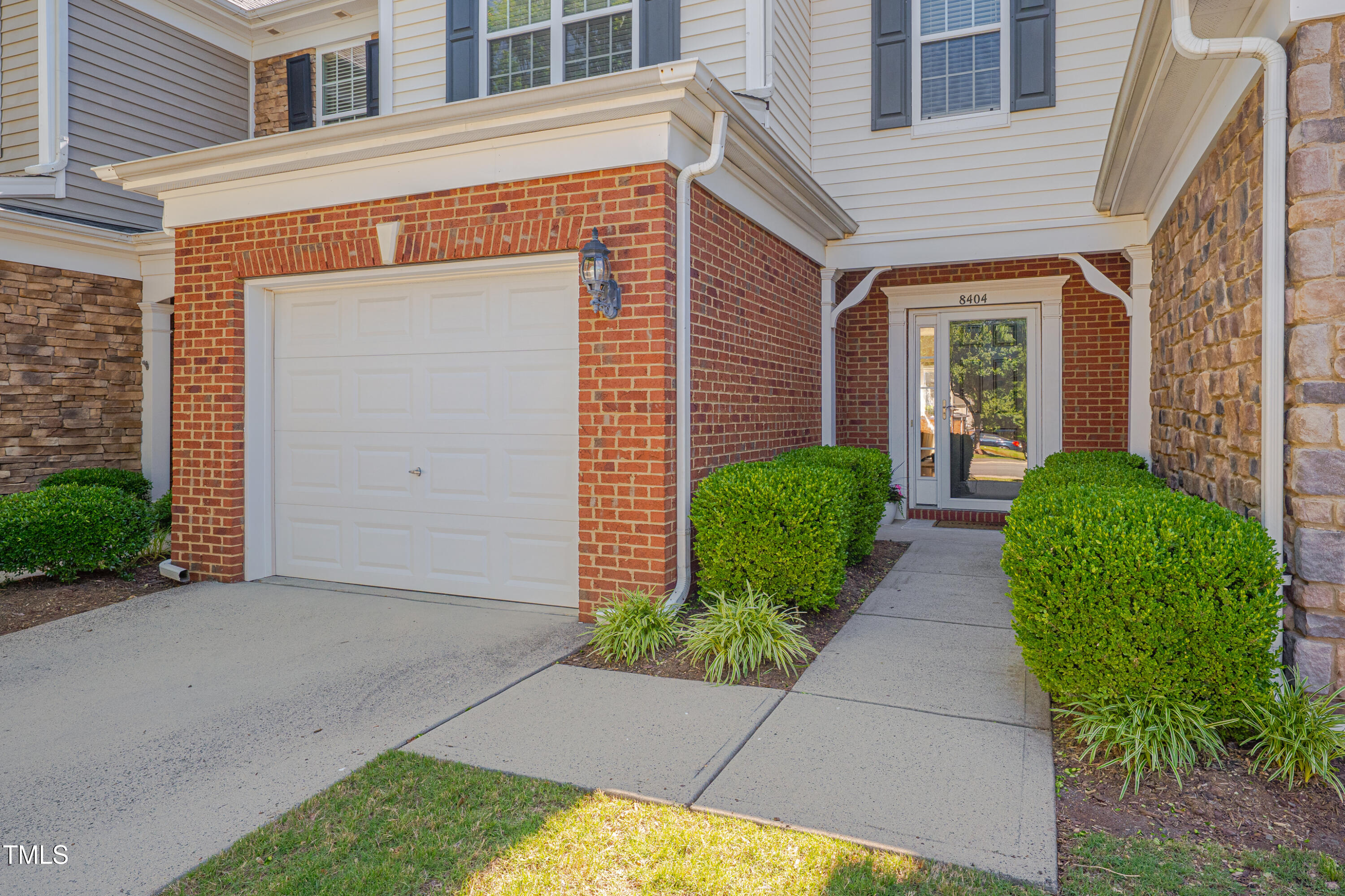8404 Saltwood Place