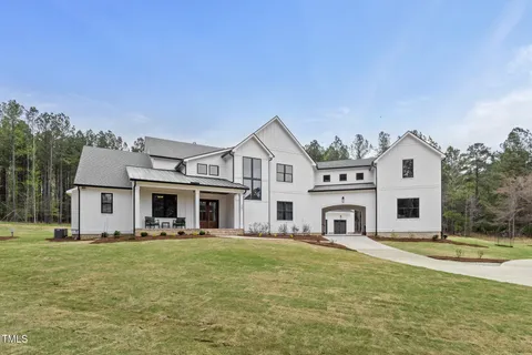 MLS: 10087108