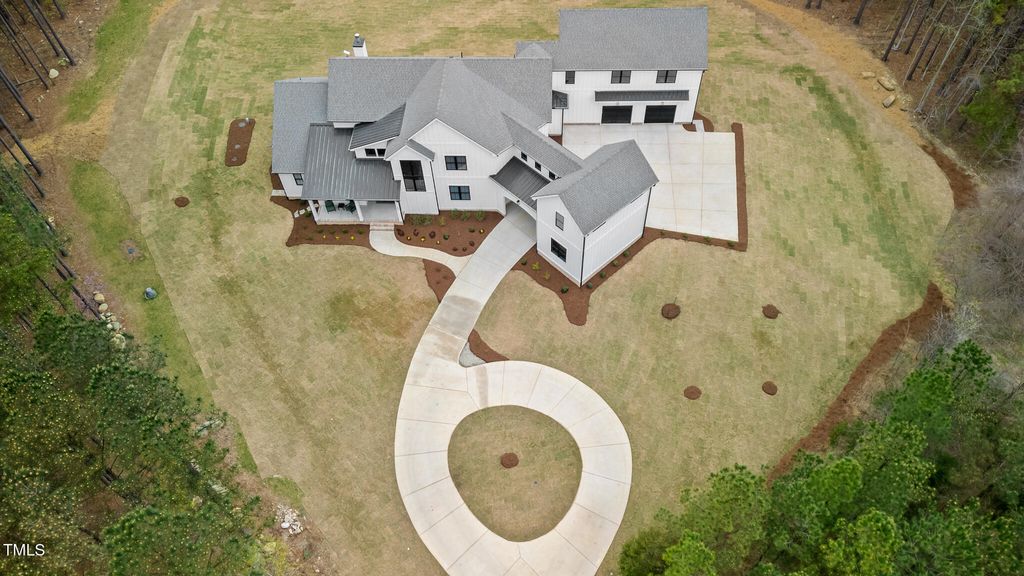 listing image 95