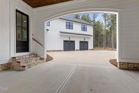 listing image 82