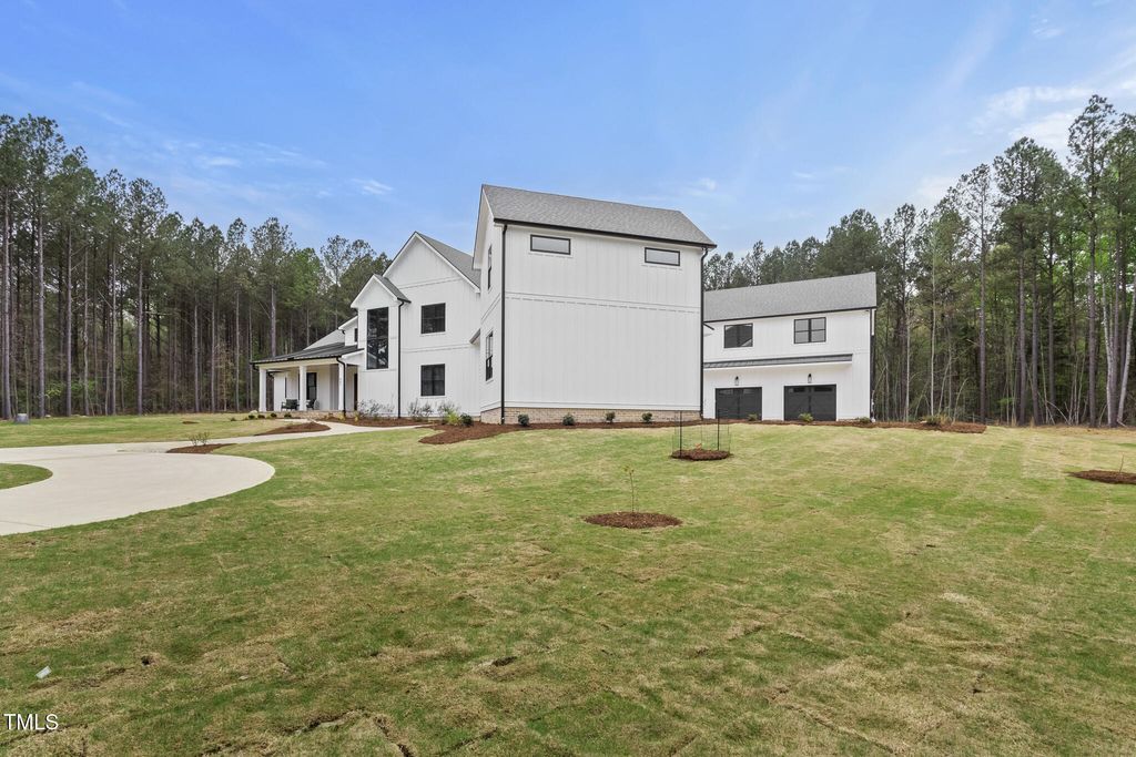 listing image 86