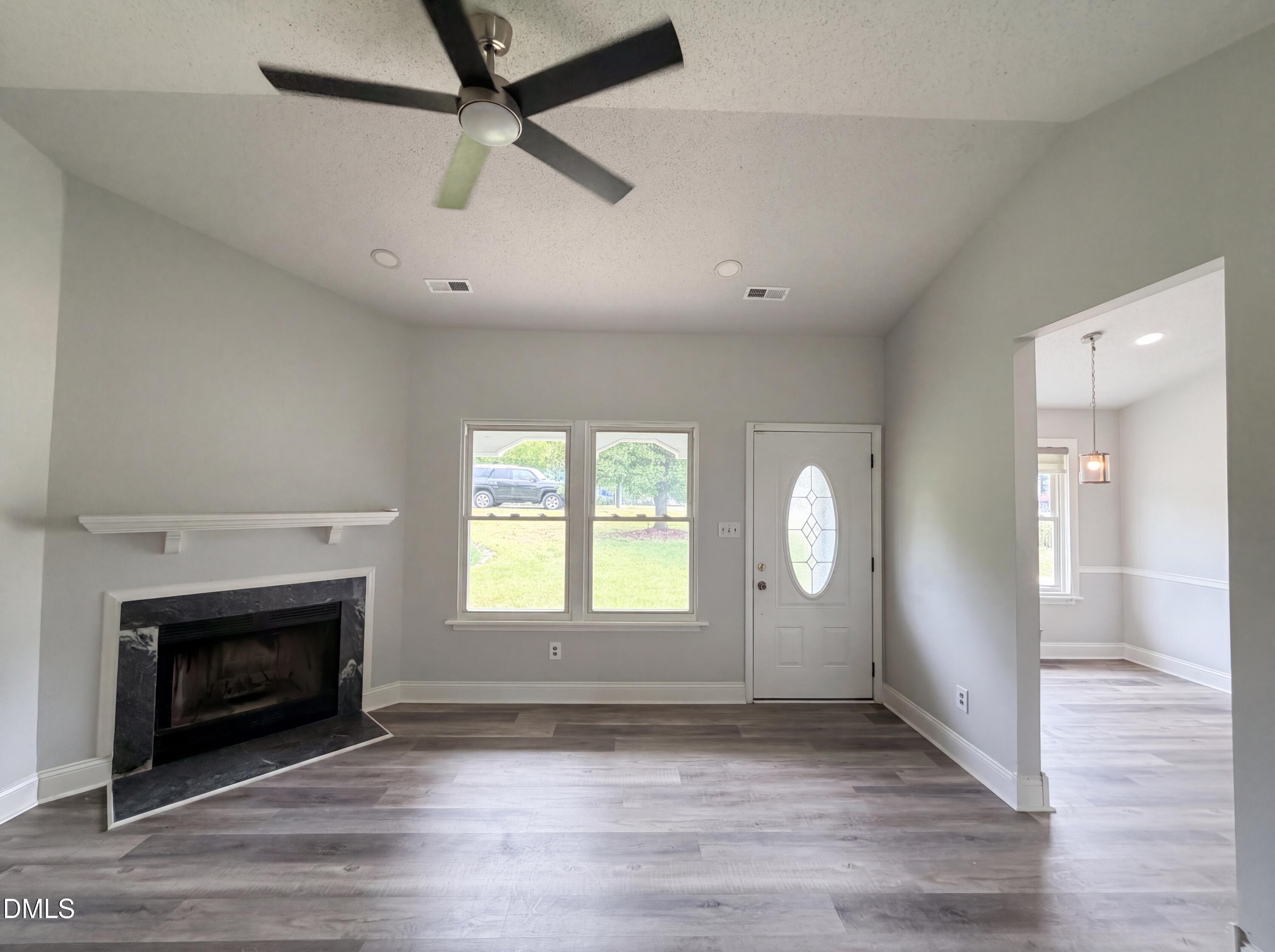 617 Country Lane