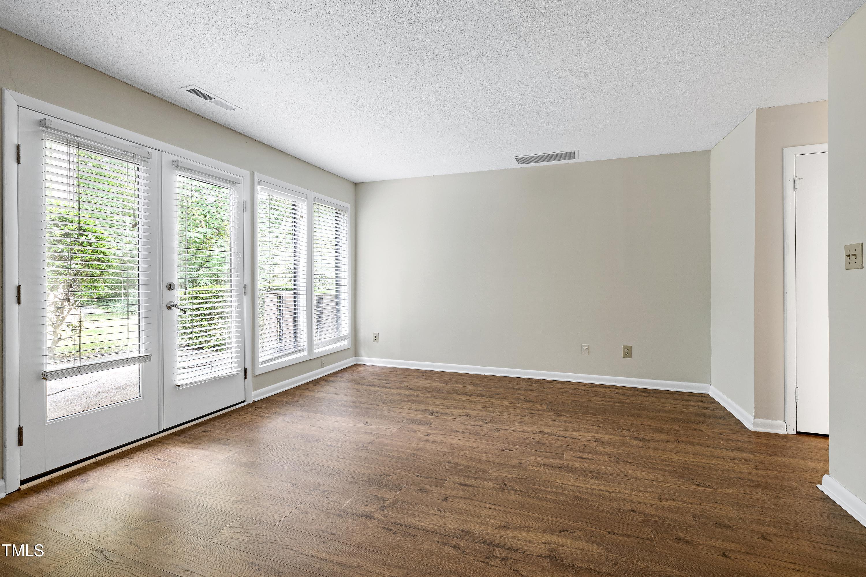 606 Oak Tree Drive