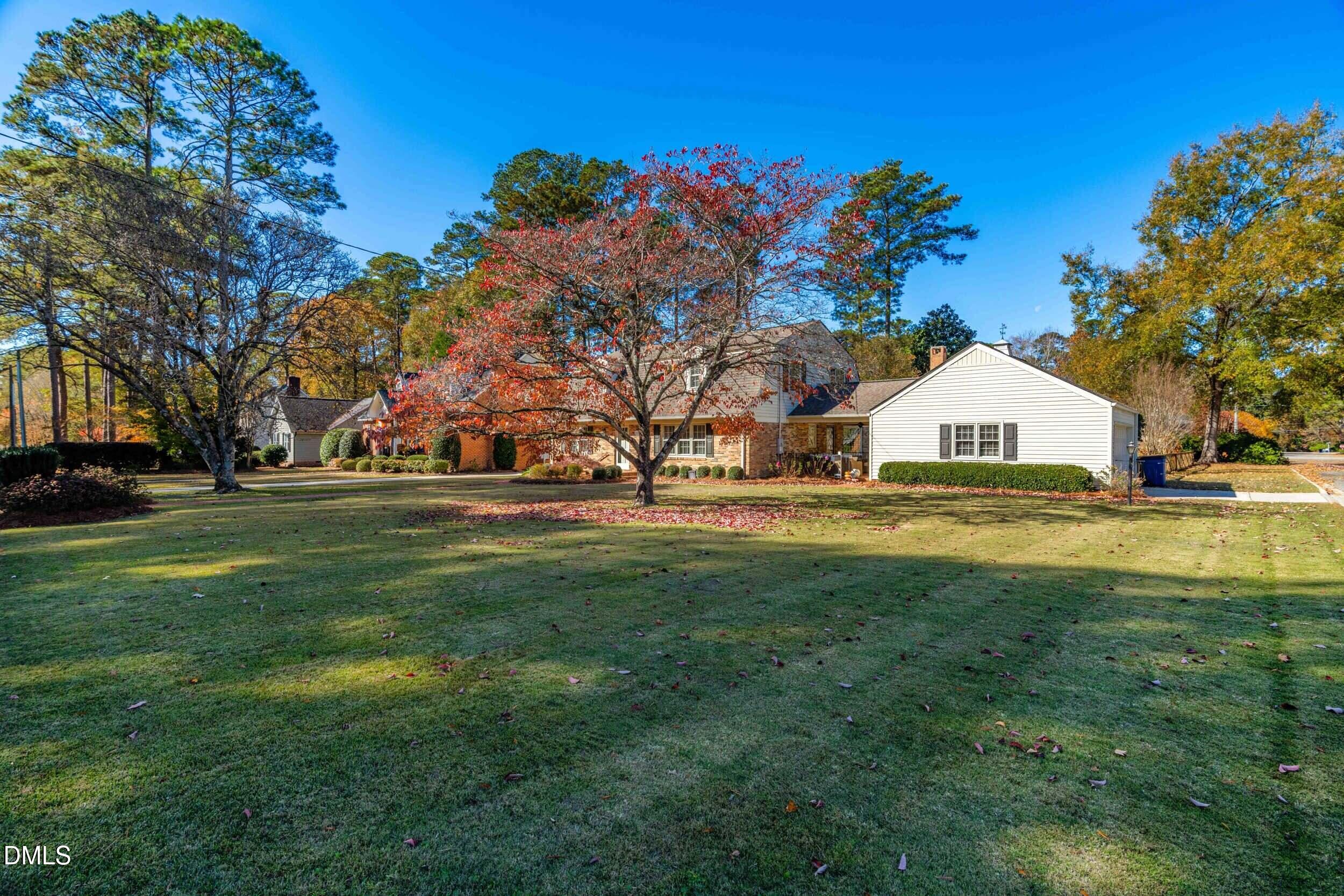 1102 S Crescent Drive