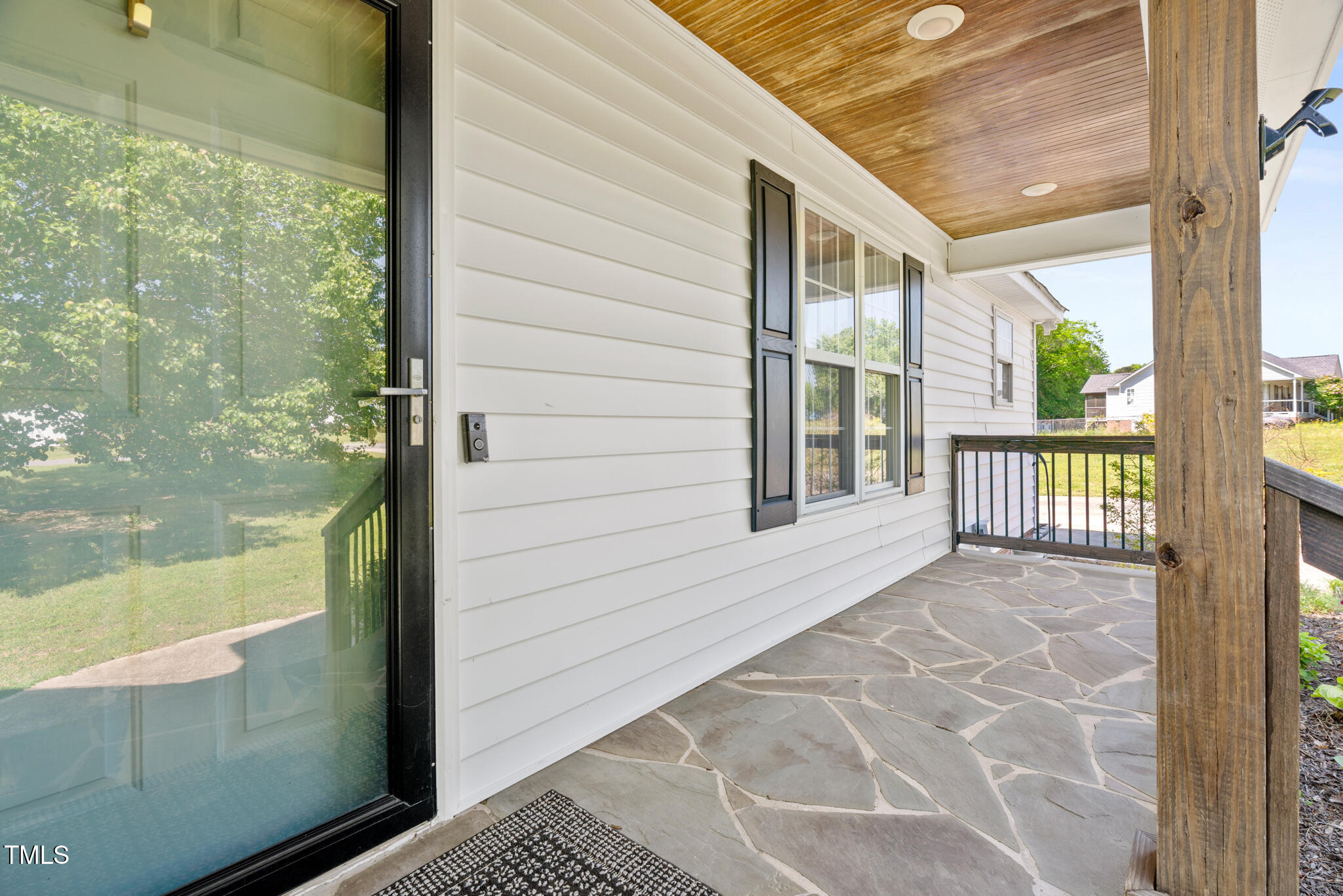 5525 Sandy Trail Drive