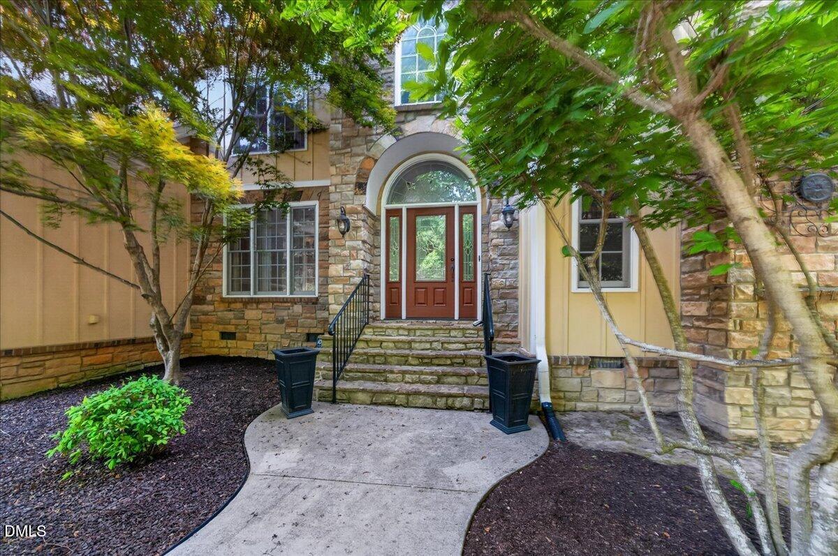 8497 Falkirk Ridge Court