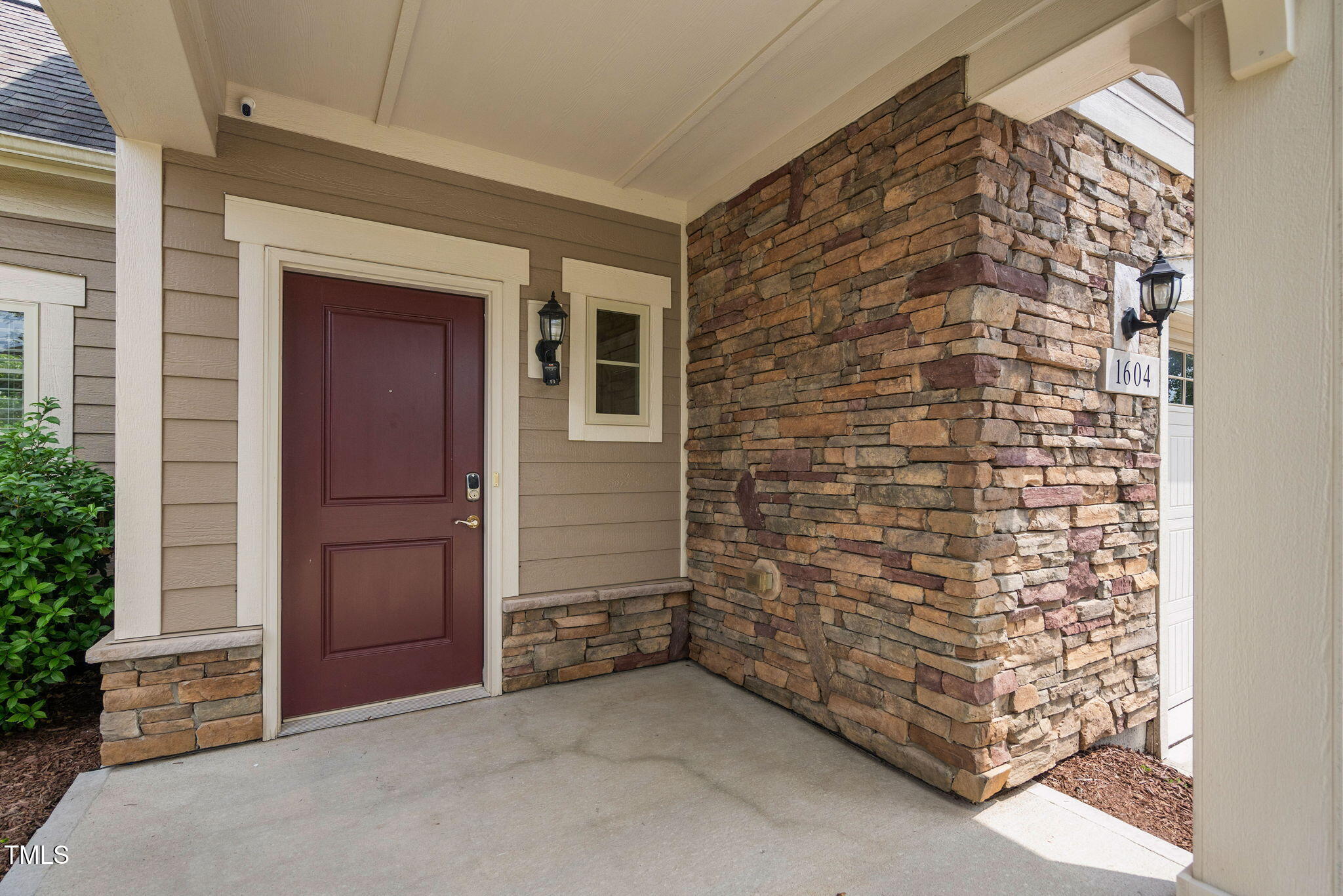 1604 Vineyard Mist Drive