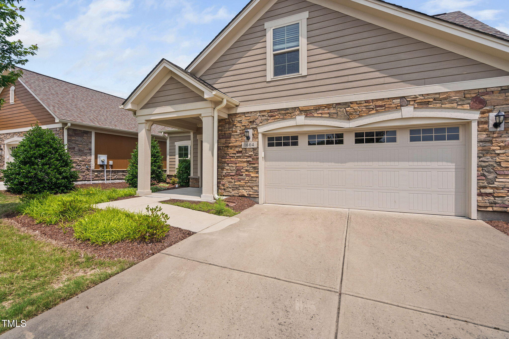 1604 Vineyard Mist Drive