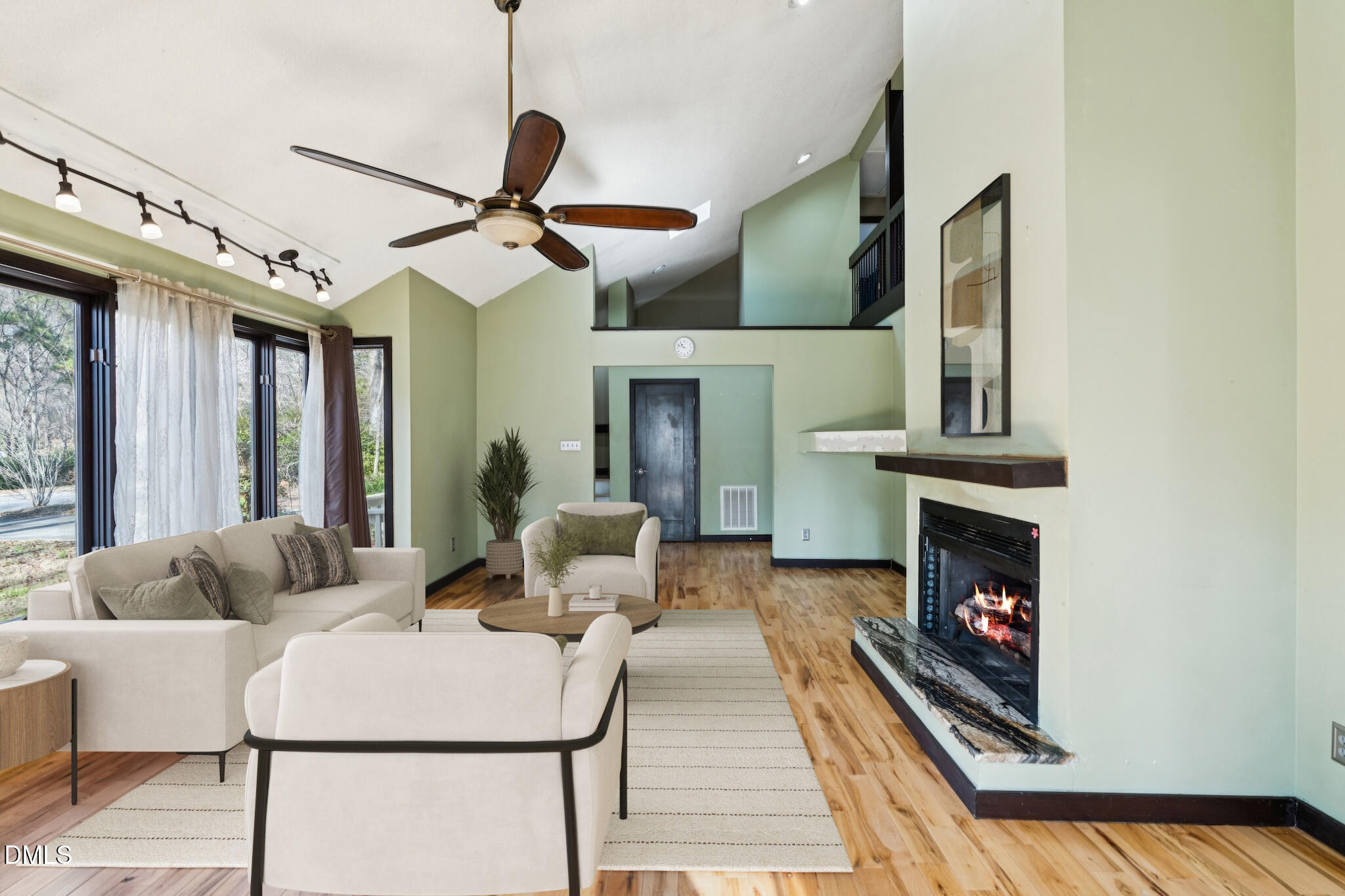 213 King George Loop