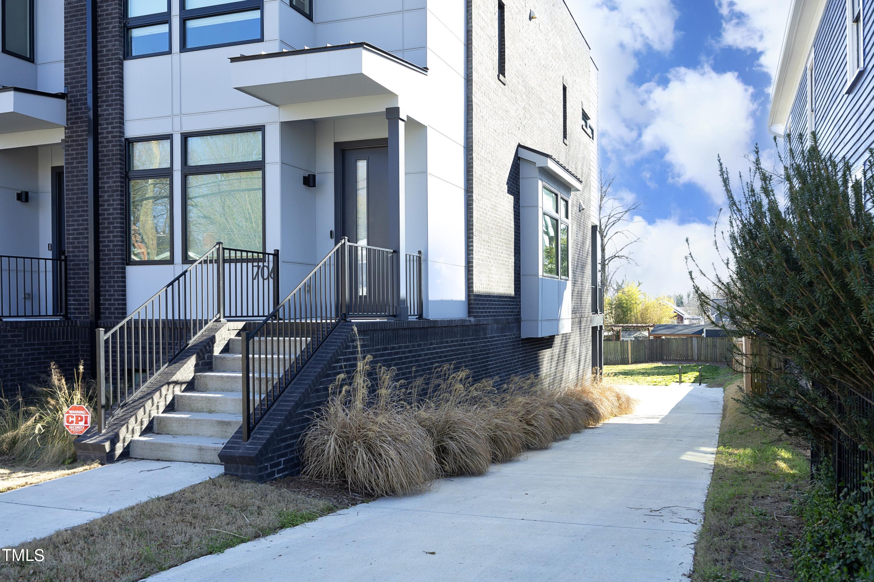 706 E Hargett Street