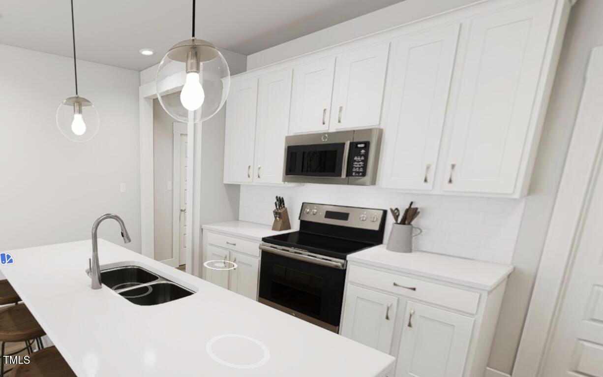 817 Central Pk Drive