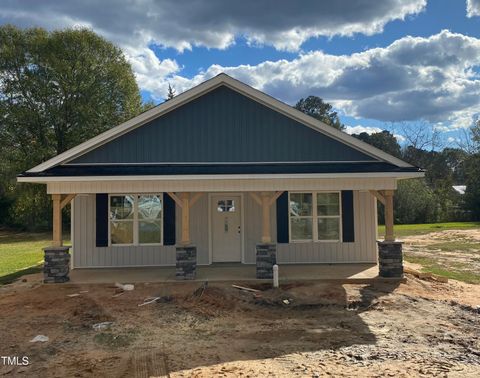 A home in Roseboro