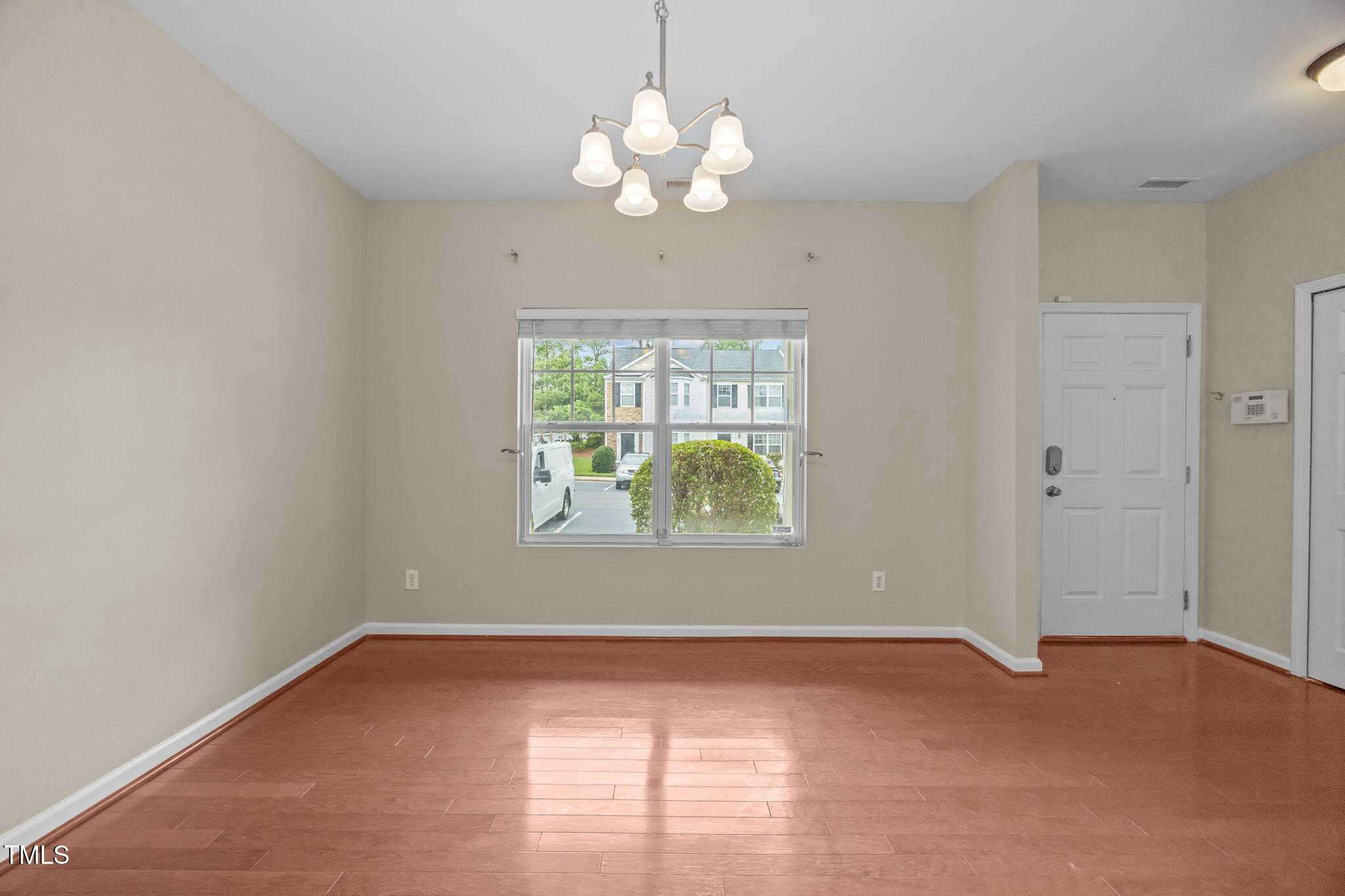207 Hampshire Downs Drive
