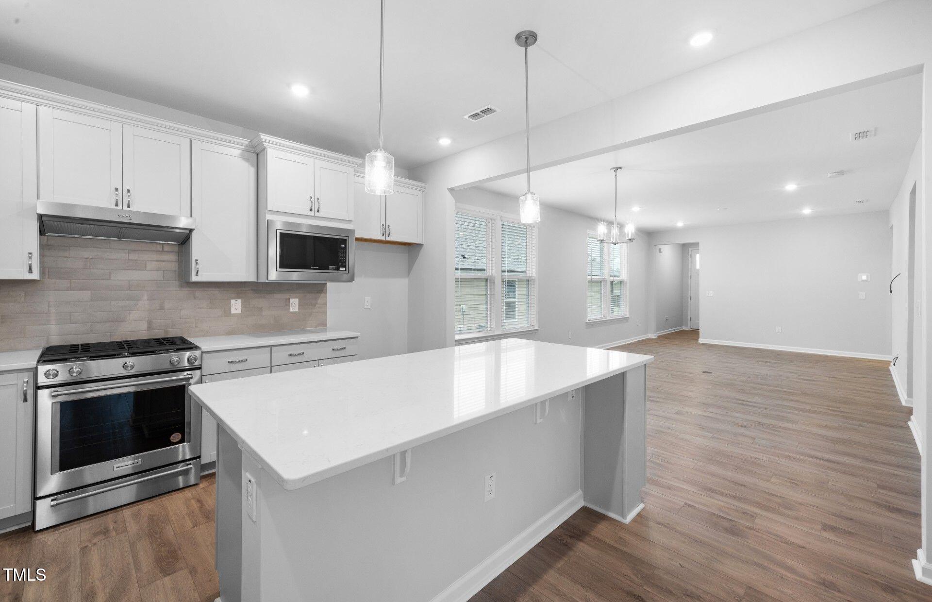 2316 Beeblossom Place