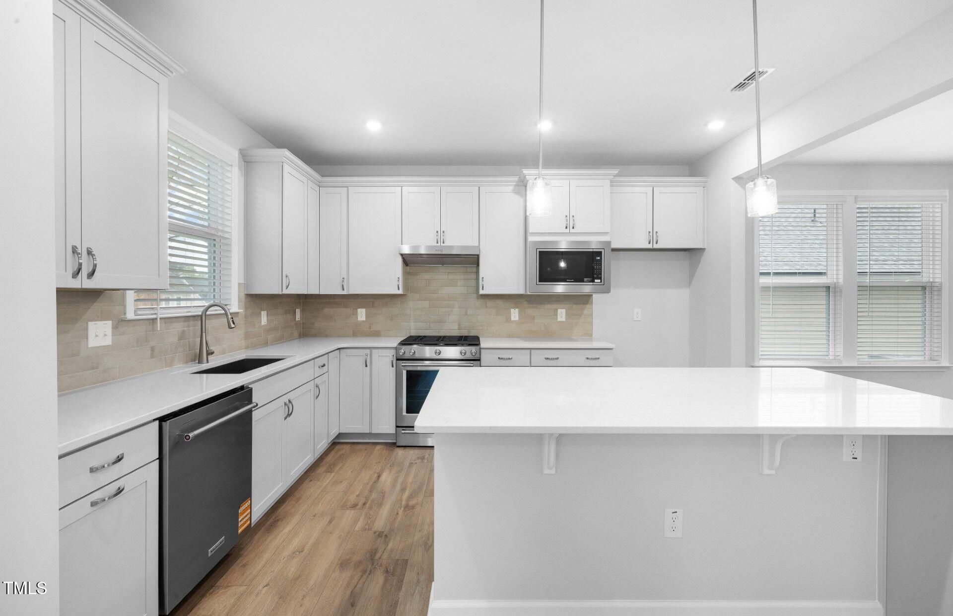 2316 Beeblossom Place