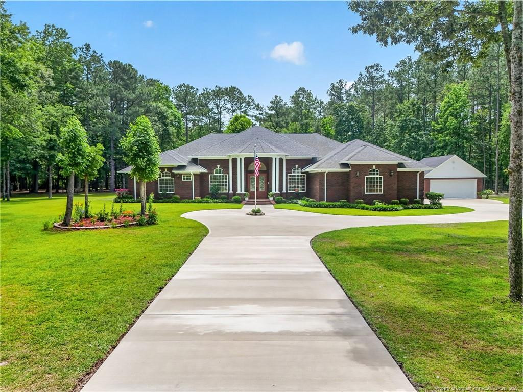 2204 Honey Lane