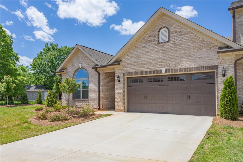 1041 Bonanza Lane 37