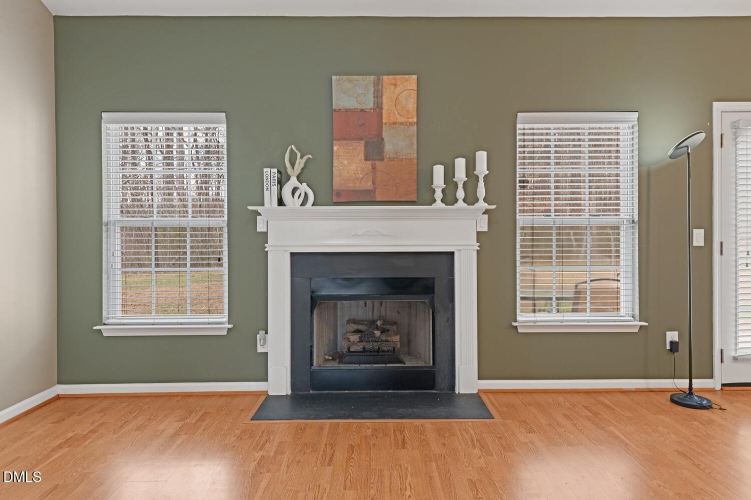 806 Hawthorn Ridge Drive