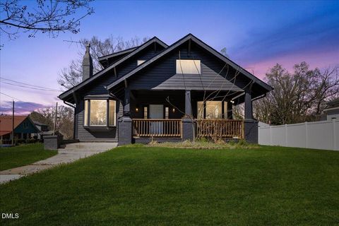 221 Charlotte Avenue Sanford NC 27330