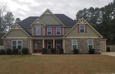 A home in Hope Mills