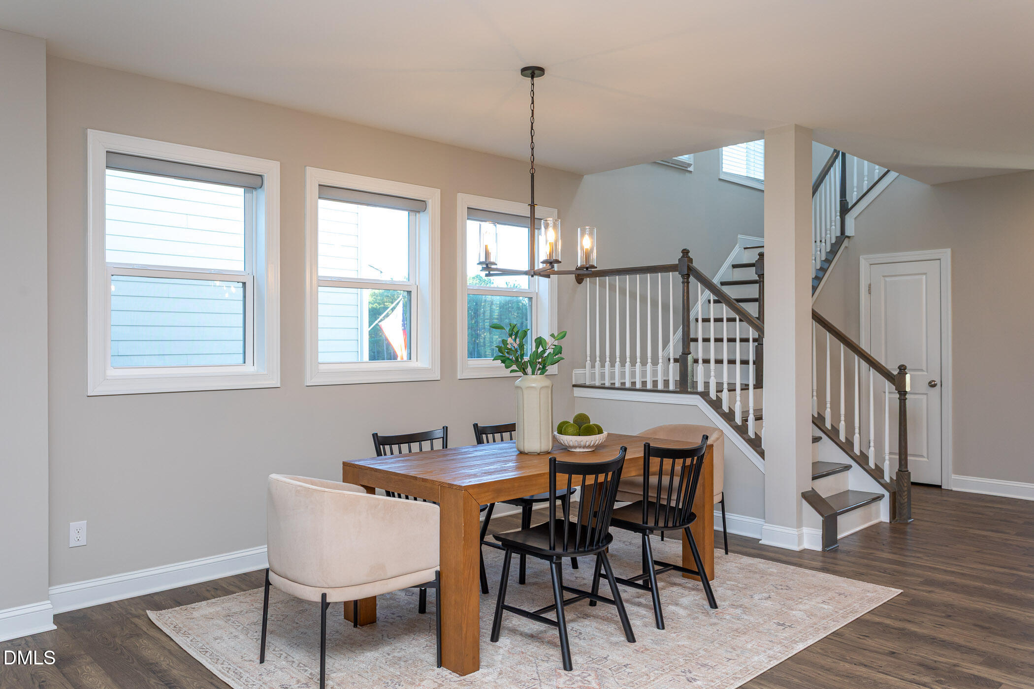 5128 Crescent Square Street