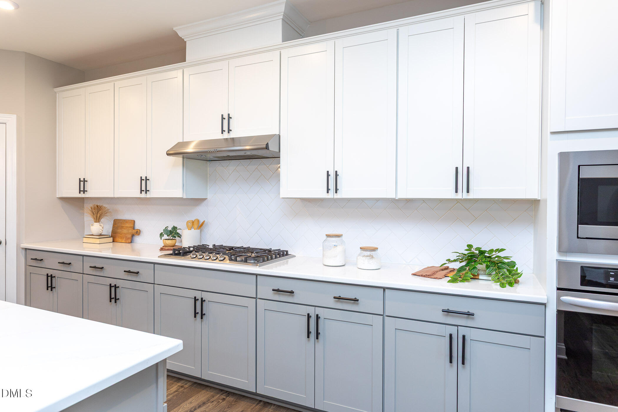 5128 Crescent Square Street