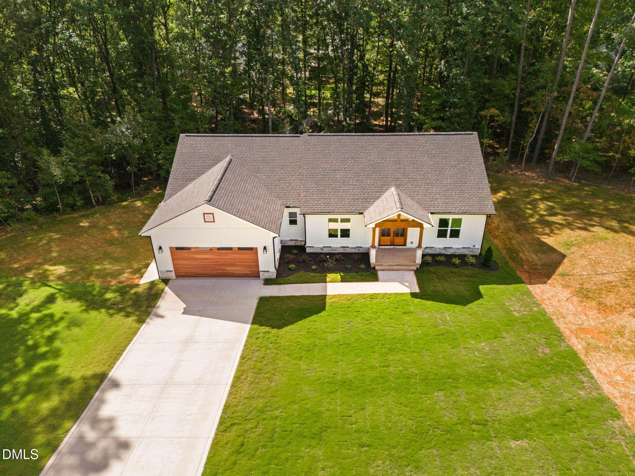 139 Clear Water Road
