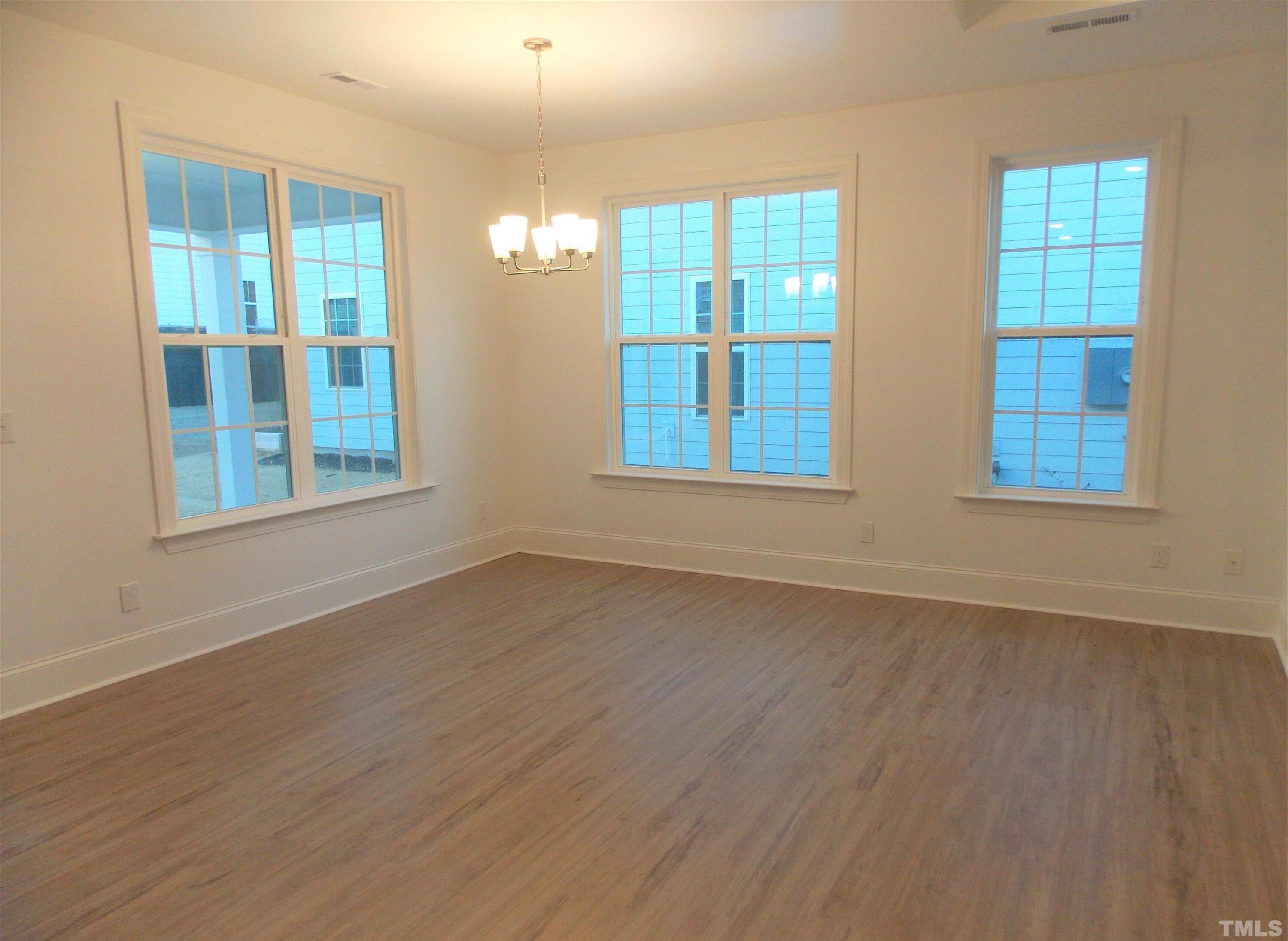 2940 Thurman Dairy Loop