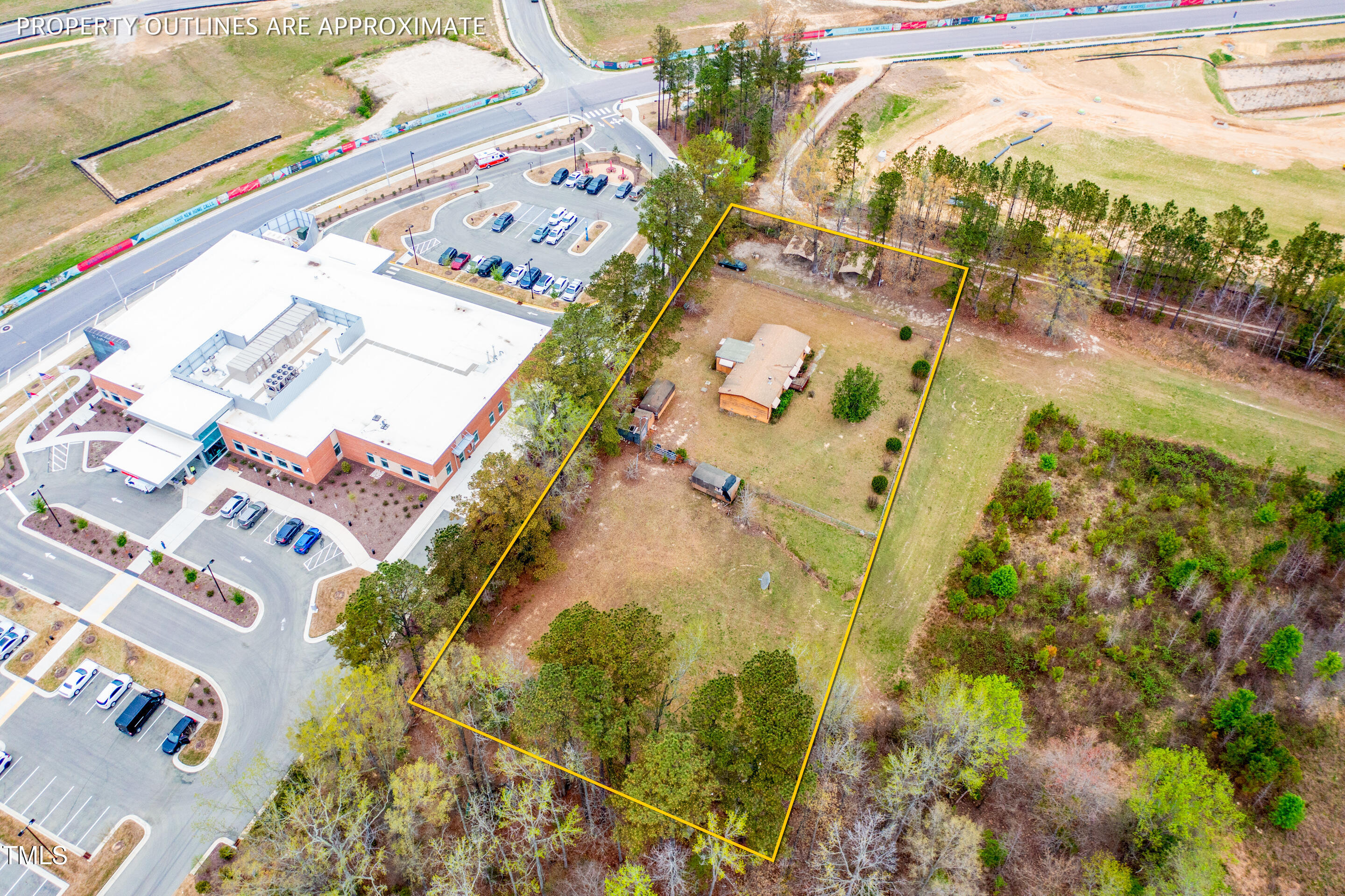 1012 Poinsettia Lane