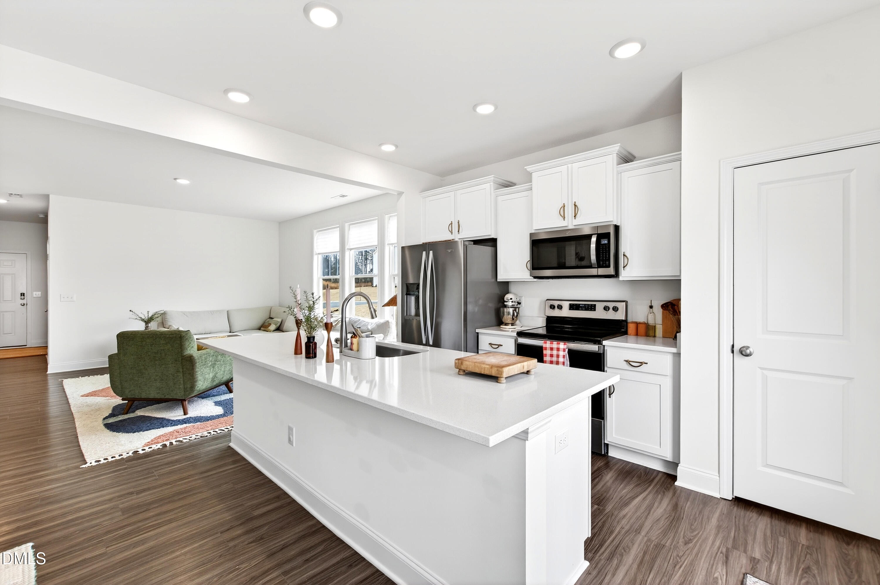 1201 Channel Drop Loop