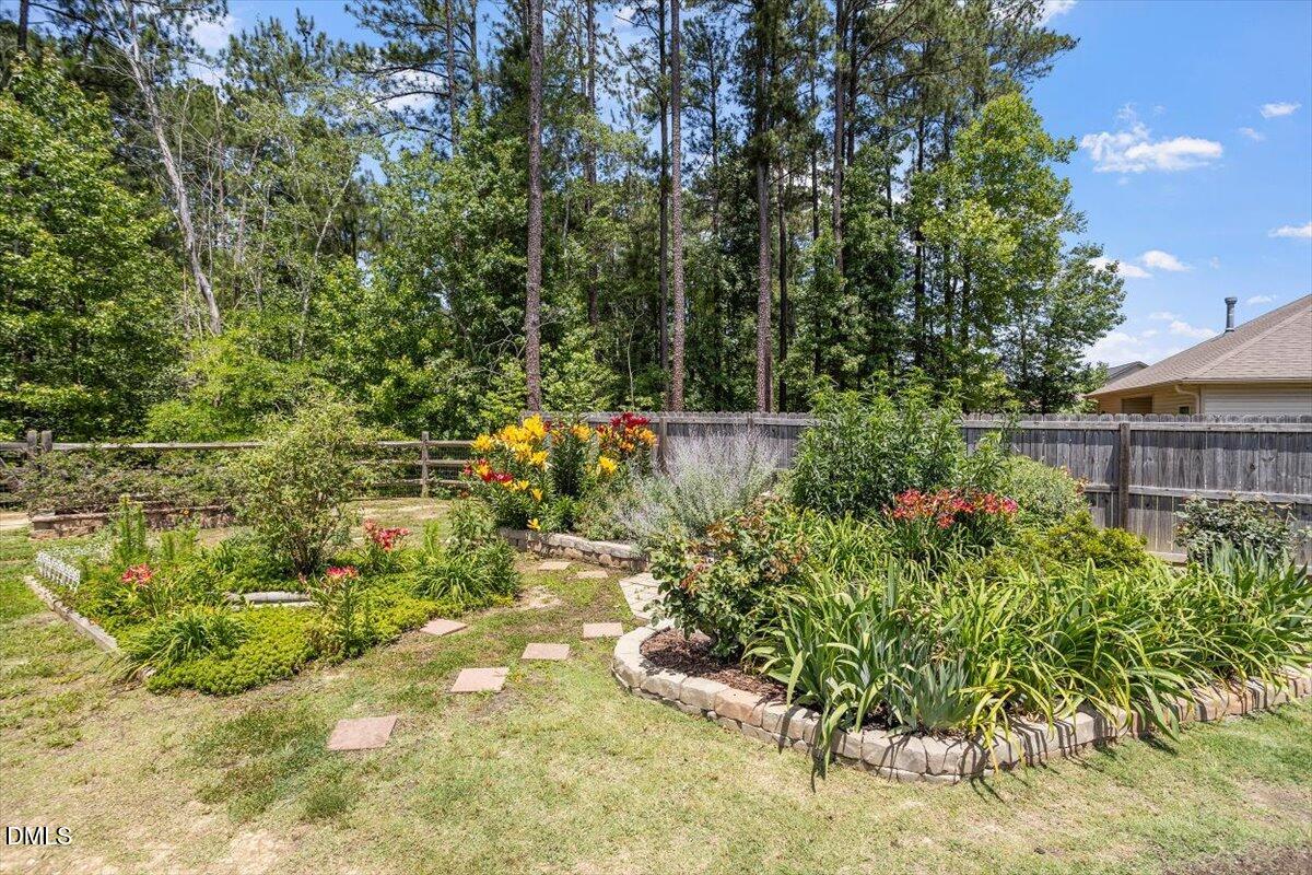 134 Woodwater Circle