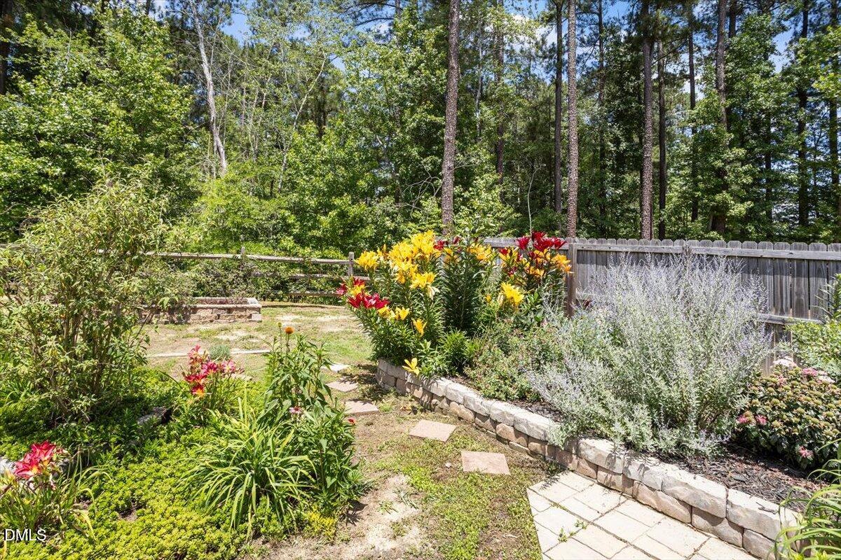 134 Woodwater Circle