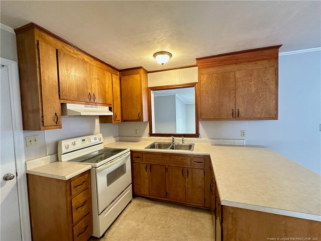 805 Glensford Drive