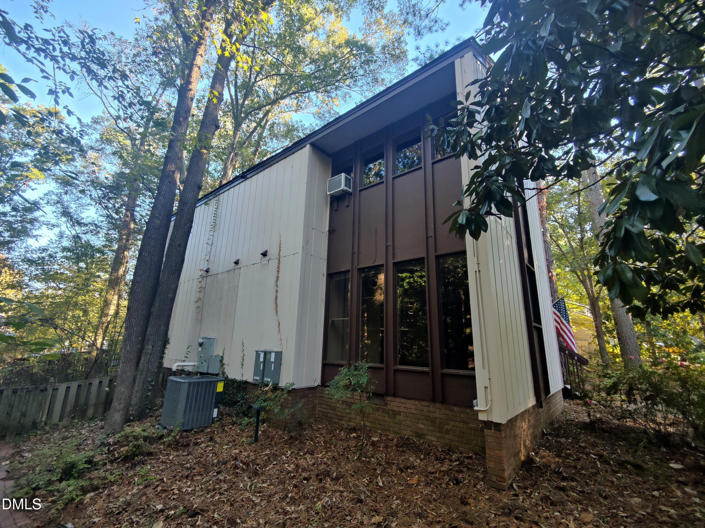 5008 Butternut Road