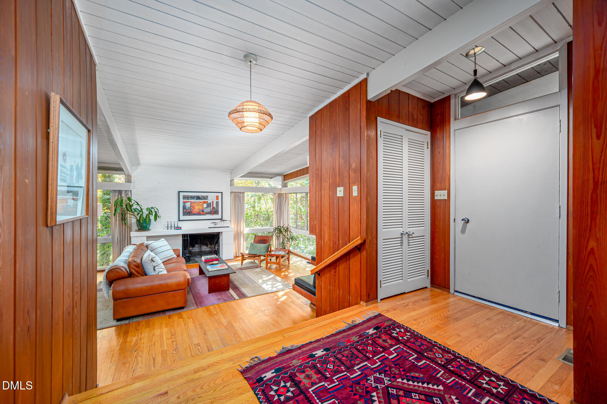 1030 Highland Woods Road