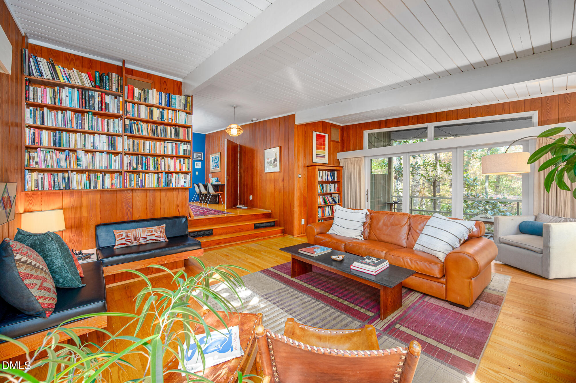 1030 Highland Woods Road