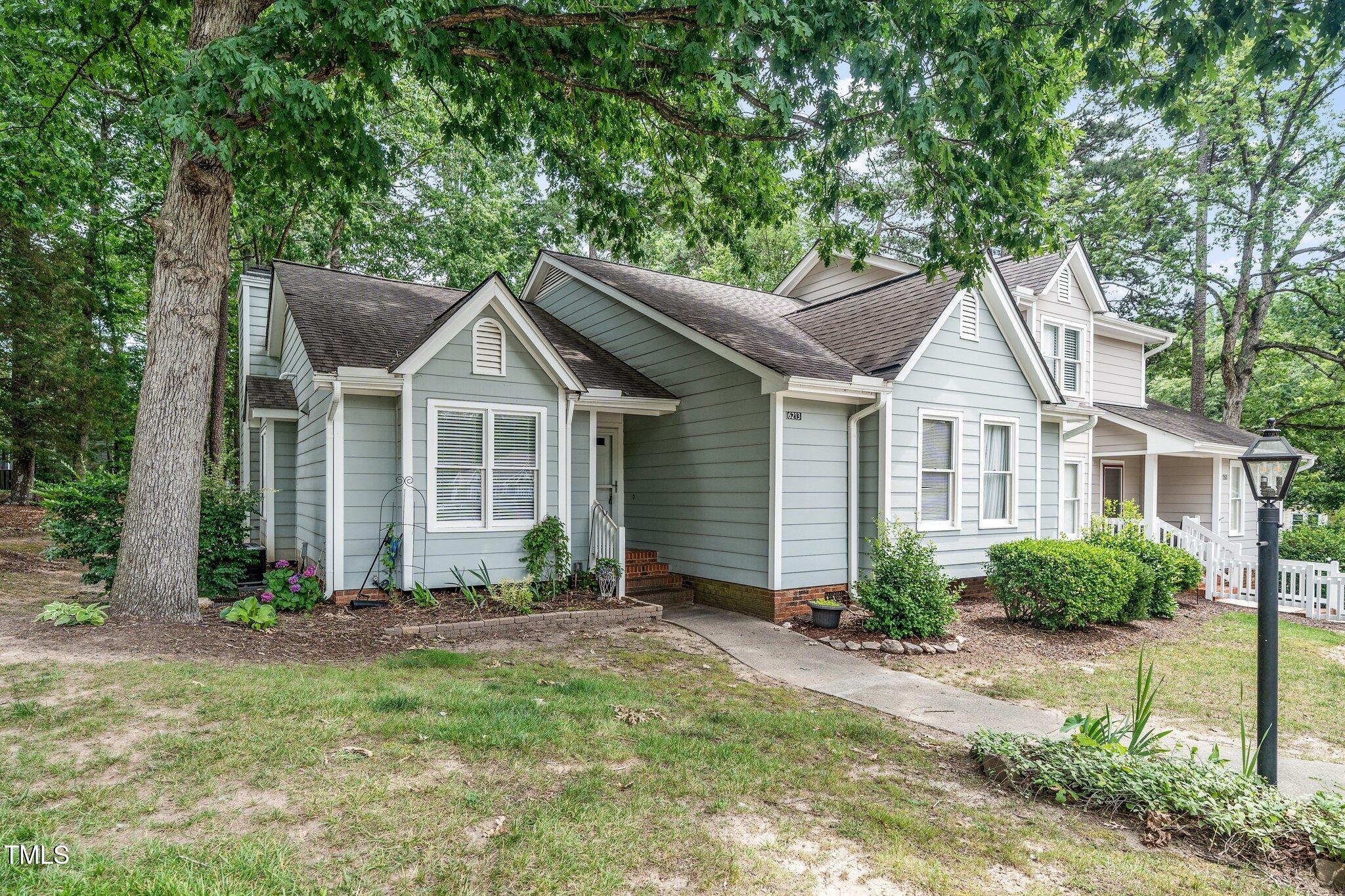 6213 Fountainhead Drive