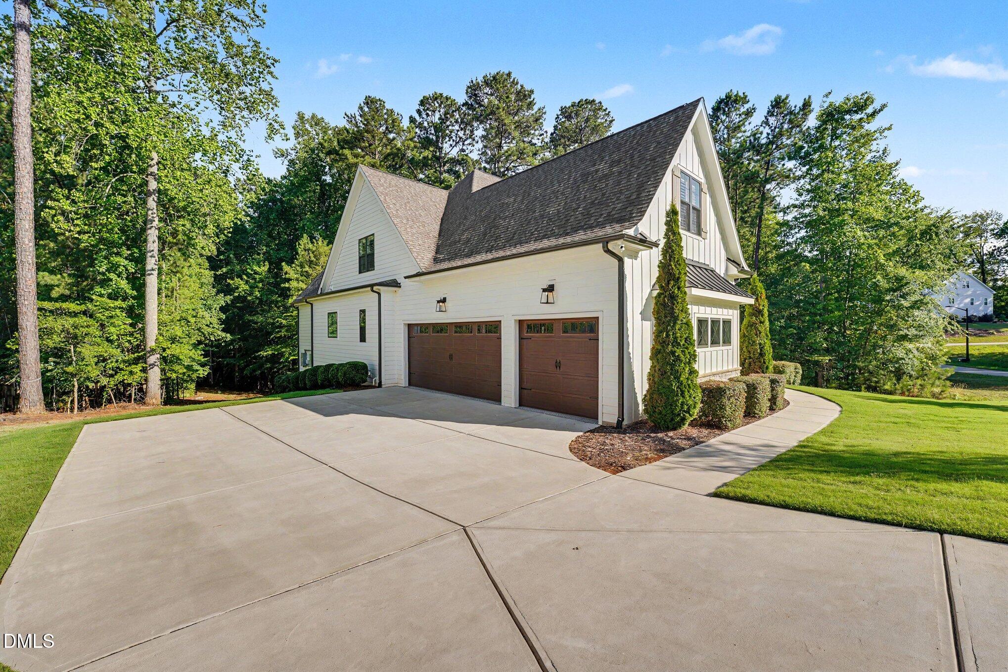 7704 Dover Hills Drive