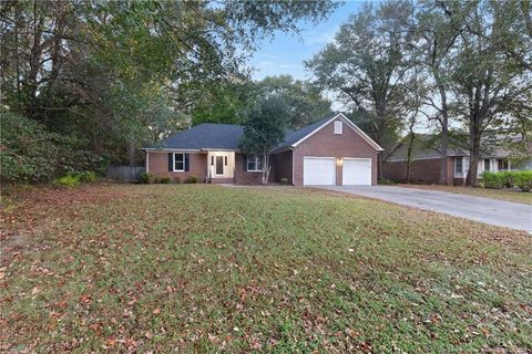 845 Red Cedar Lane Fayetteville NC 28306