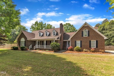 3909 Inland Court Raleigh NC 27606