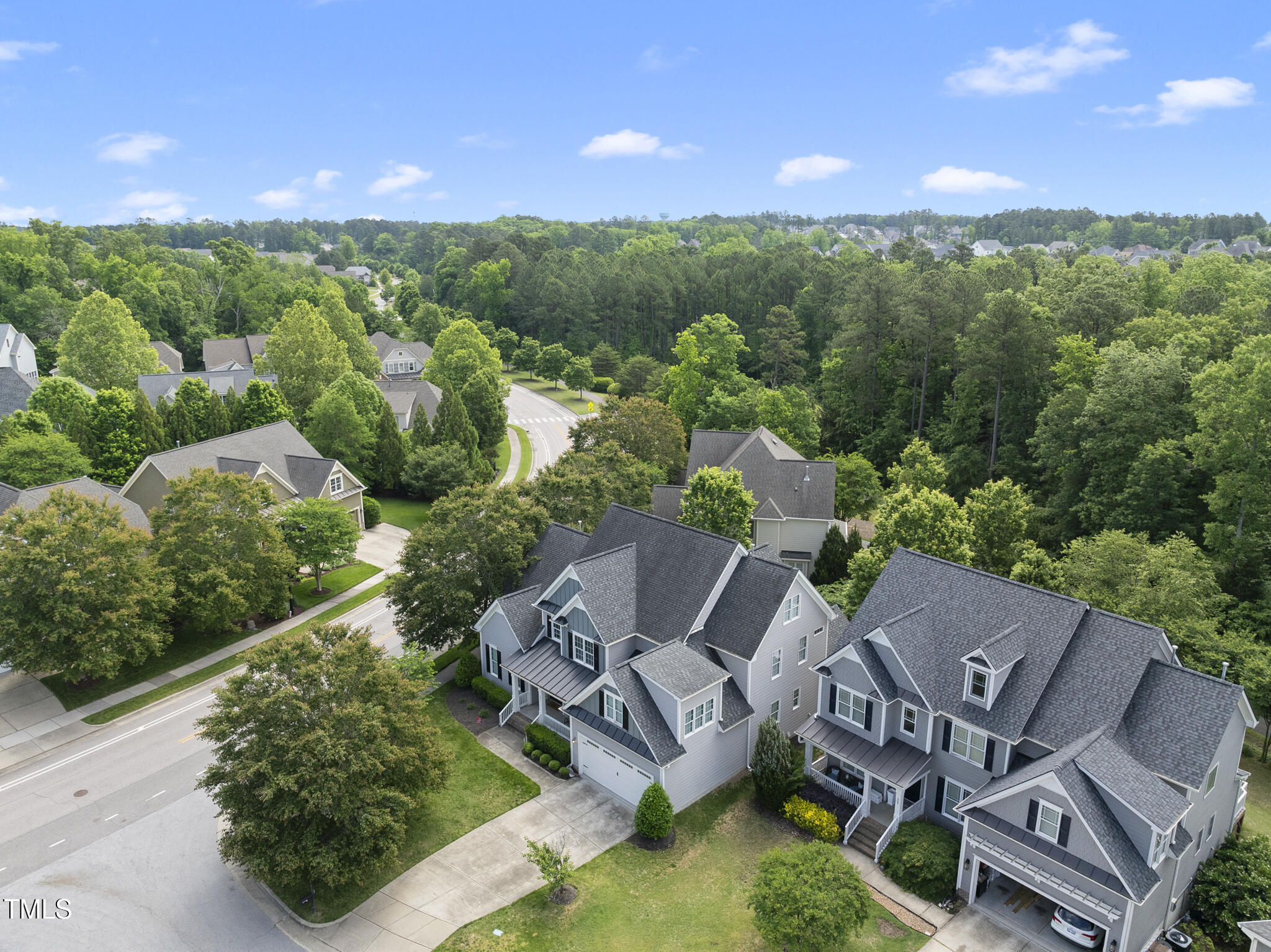 401 Clingstone Court
