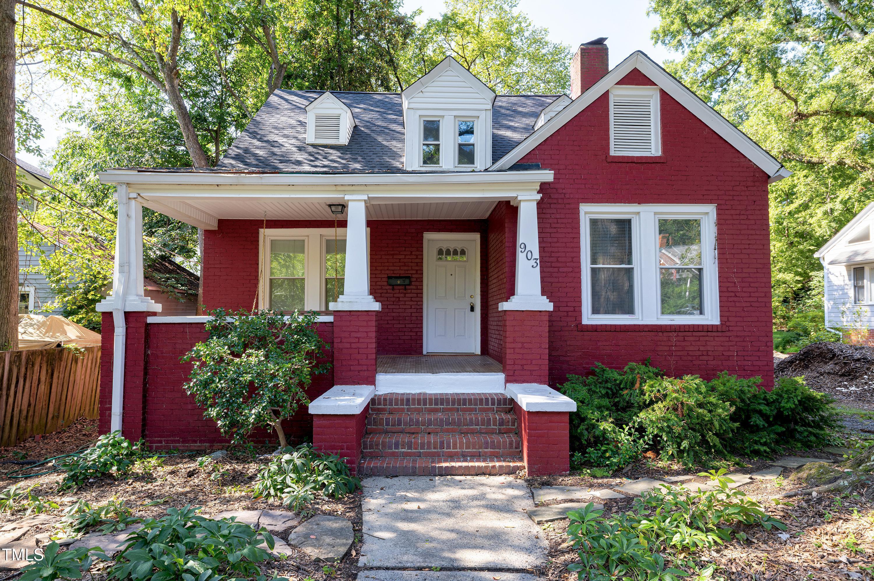 903 Green Street