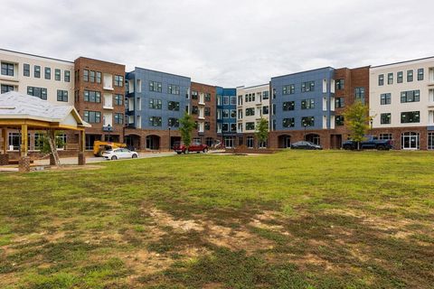 Condominium in Fuquay Varina NC 2202 Gathering Sq Court.jpg