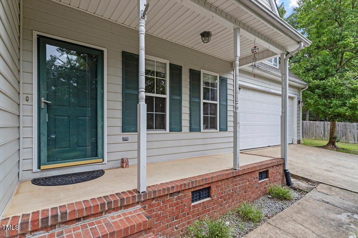 233 Hickory Glen Lane