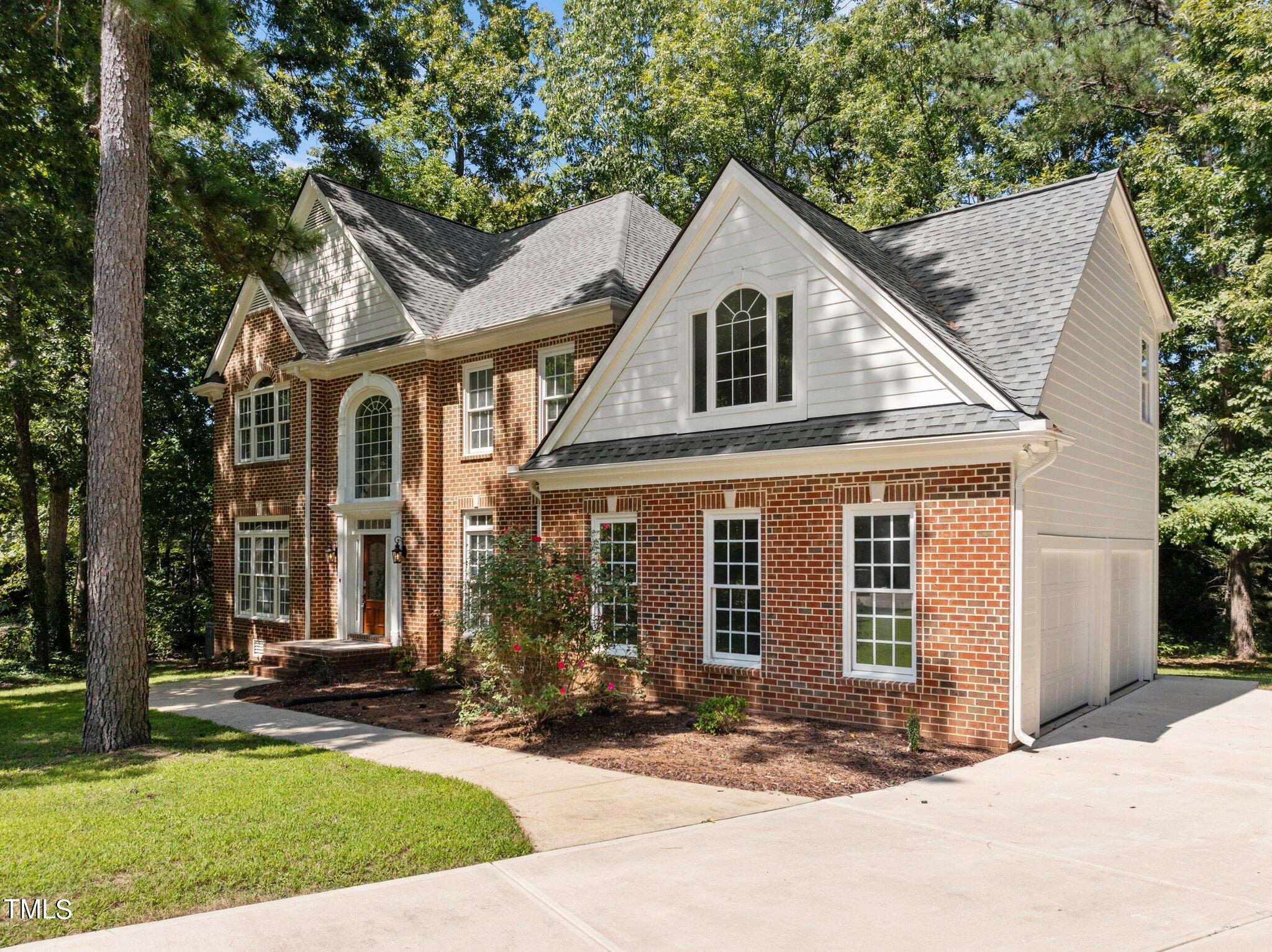 111 N Coslett Court
